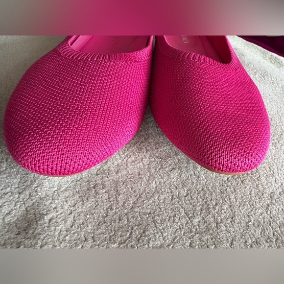 Vivaia Claire Women's Vibrant Pink Ballet Flats - Picture 12 of 13